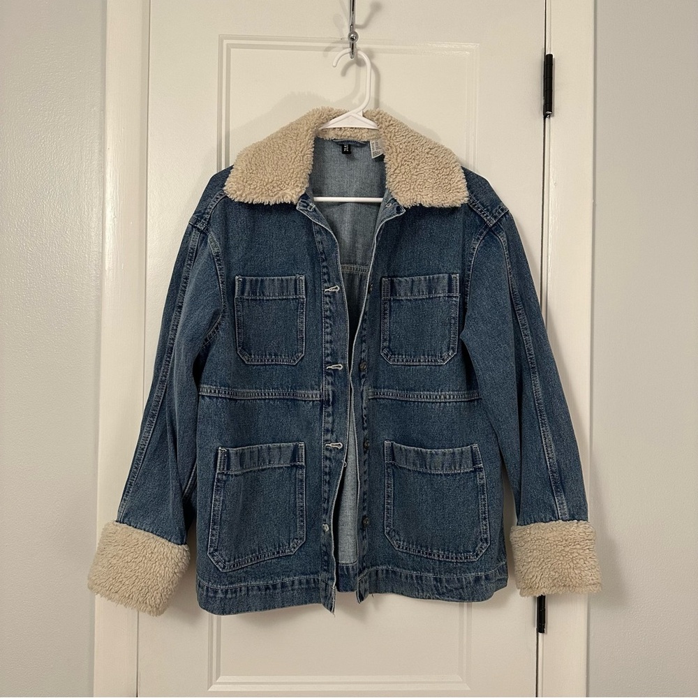H&M - Womens Jean Jacket with Fur Detail - Size XXS